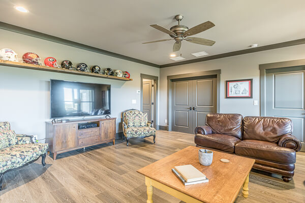 Custom Home in The Reserve Club & Marina. Image number 27