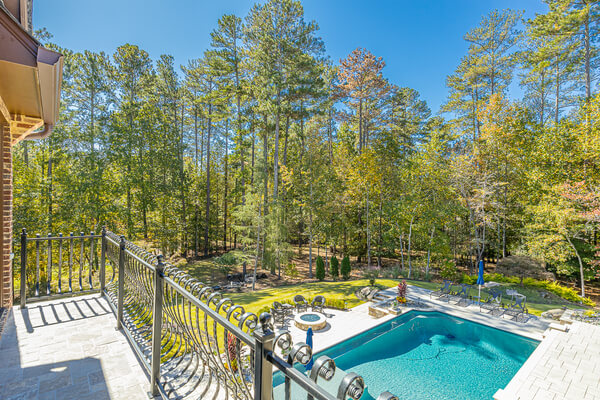 Custom built garage in the River Bend Subdivision. Image number 16